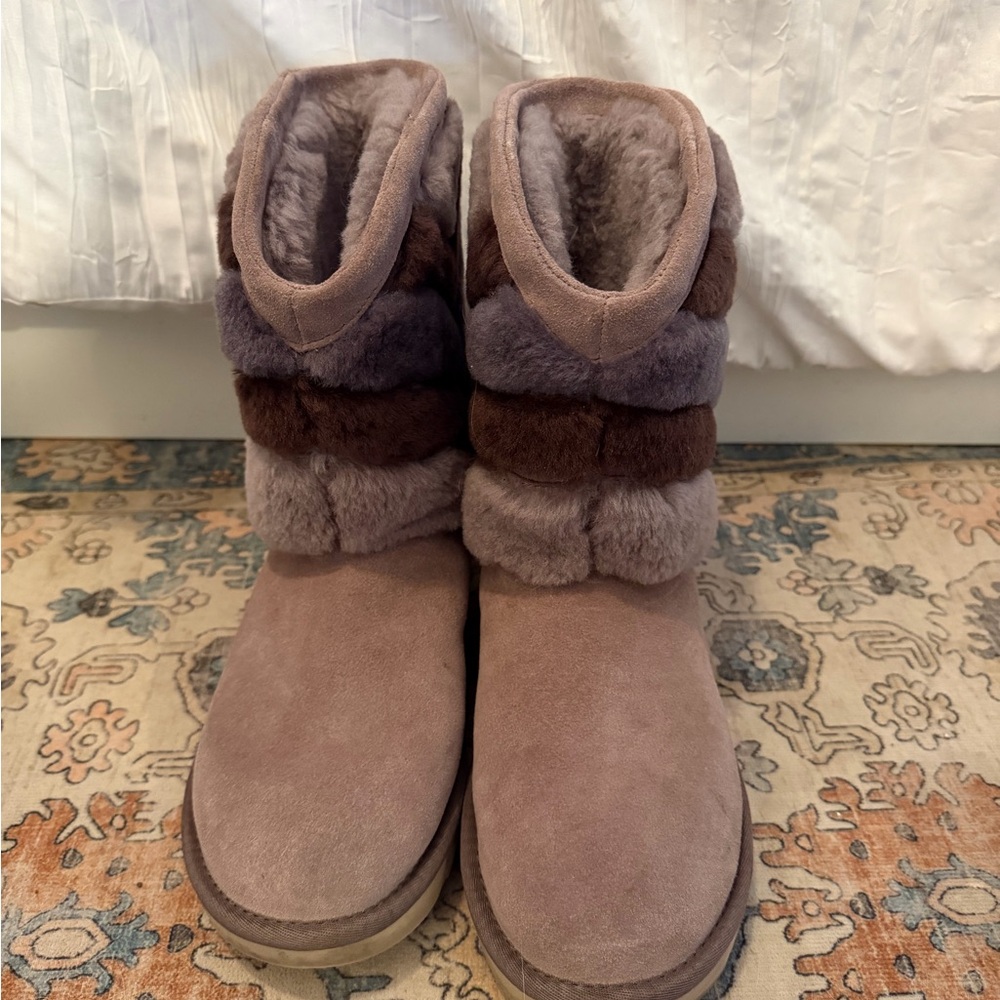 Super cute fuzzy Uggs!!